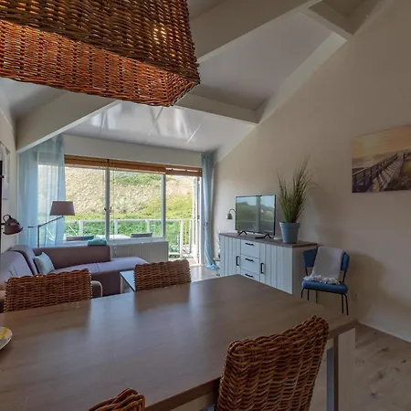 Lovely For 4 People Apartment
