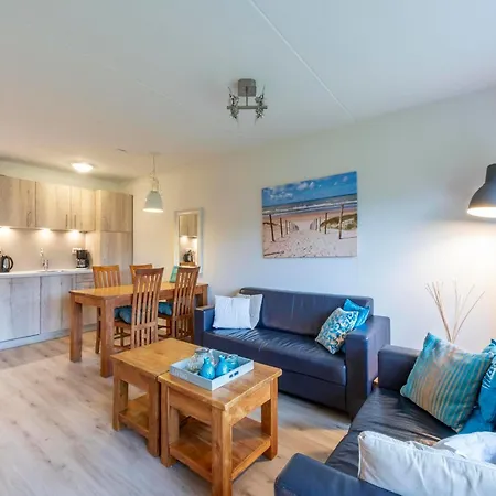 Lovely For 4 People Apartment